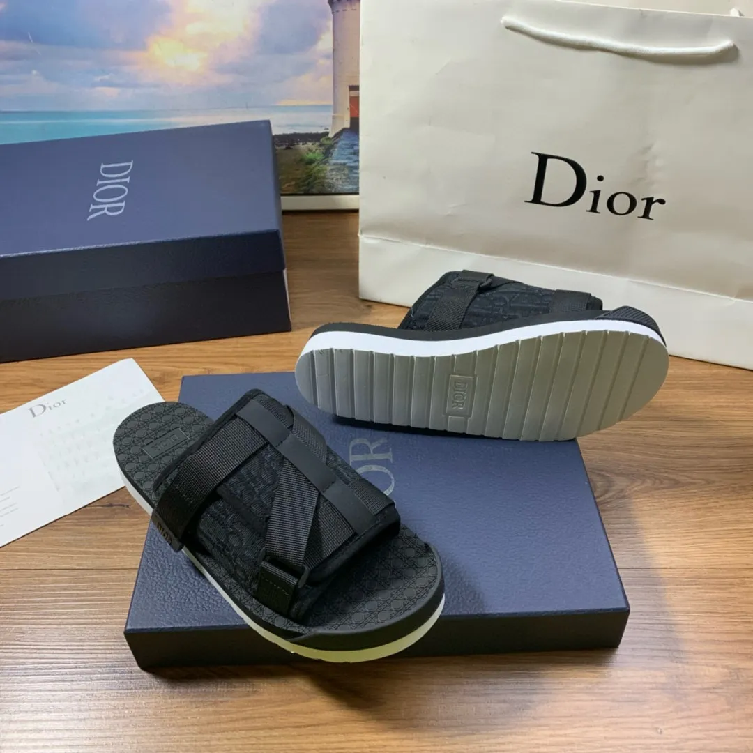 Factory price: 280💰 Dior men's counters are selling sandals at the same time ✔️Imported brand printing/selected high-quality calfskin, highlighting high-end elegance, exquisite workmanship, soles: original soles specially provided by the original factory, hot-selling physical products🔥Normal size: 38-44, customized 45